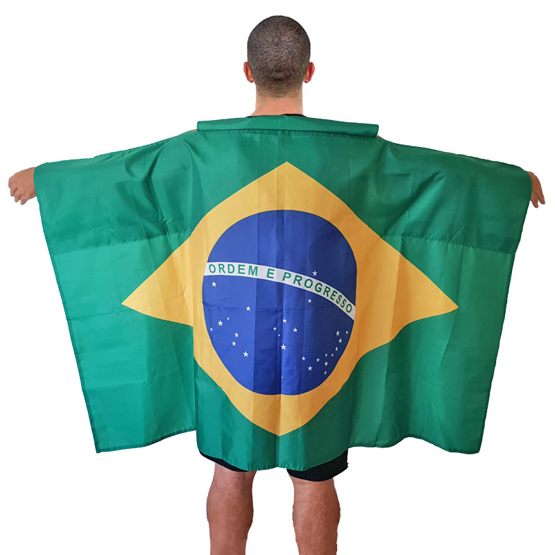 フード付きブラジル国旗